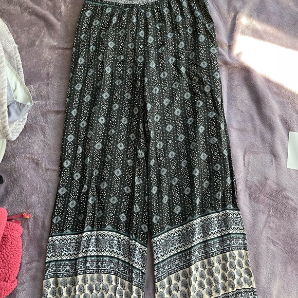 Pattern Pants - Picture 2 of 2